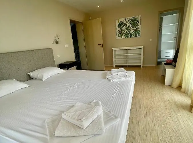 Luxury House On Buzhaka Вилла *