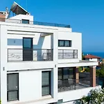 ヴィラ Luxury House On Buzhaka